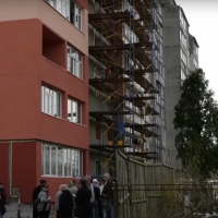 В Коломиї за 7 метрів від багатоповерхівки вирили глибокий котлован під новобудову &ndash; мешканці обурені