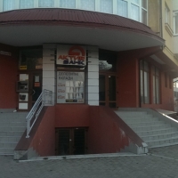 Фонд гарантування вкладів продає приміщення банку-банкрута у центрі Франківська 