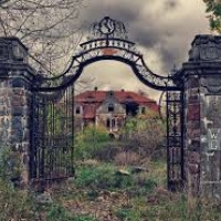 Закинуті місця, які викликають цікавість у туристів. Фото