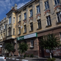 У Франківську торги із реставрації фасадів по вулиці Курбаса відмінили через відсутність пропозицій