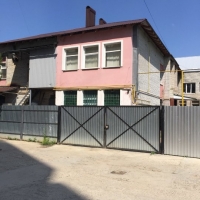 У Франківську за понад 6 млн грн продаються виробничі приміщення площею 600 кв м