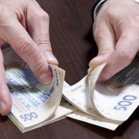  На Прикарпатті фірма, яку підозрюють у привласненні коштів, ремонтуватиме дитсадок за 7,7 мільйонів