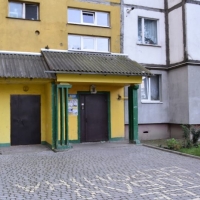 В найбільшій багатоповерхівці Івано-Франківська замінили двері в під'їздах та вікна