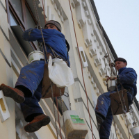  Мешканці Пилипа Орлика просять мерію допомогти відремонтувати фасад пам'ятки архітектури