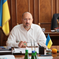 Денис Шмигаль: Правоохоронні органи мають зупинити незаконне будівництво свиноферми на межі сіл Конюшки та Насташине