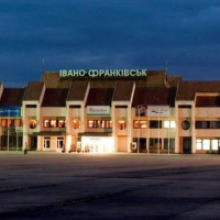 У Франківську через два роки може з'явитися нова злітна смуга і термінал
