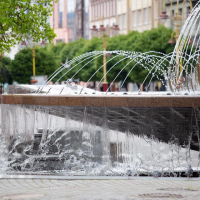 В Івано-Франківську після зимової перерви запрацювали фонтани. ФОТО