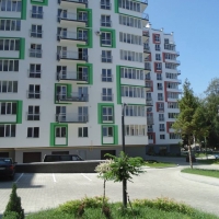Житловий комплекс в Івано-Франківську класичне будівництво з керамічної цегли
