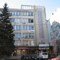 У Франківську влада продає комунальне приміщення у середмісті