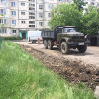 Ще один франківський двір взялися капітально ремонтувати. ФОТО
