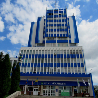 У ВО &ldquo;Карпати&rdquo; забирають землю, де розміщується стоянка автотранспорту