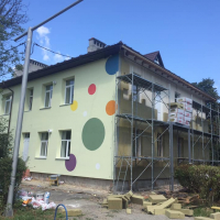 У &laquo;Ластівці&raquo; - дах, у &laquo;Малятку&raquo; - фасад: УКБ продовжує модернізувати навчальні заклади Франківська
