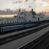 Знайомимось з історичними будівлями Івано-Франківська. Залізничний вокзал 1866р.