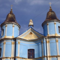 Знайомимось з історичними будівлями Івано-Франківська. Автокефальна православна церква, катедральний Покровський собор 1742 - 1762 рр.