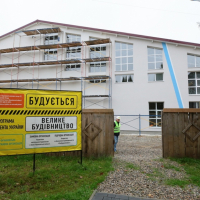 На Рожнятівщині будують спорткомплекс за 60 мільйонів гривень. ФОТО