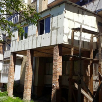 У Франківську суд відмовив &ldquo;Теплому дому&rdquo; у знесенні незаконної прибудови. ФОТО