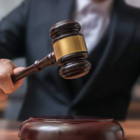 У Франківську з молотка піде вісім комунальних приміщень