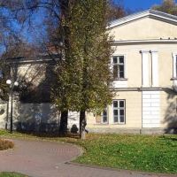 Знайомимось з історичними будівлями Івано-Франківська. Палац Потоцьких. Фото