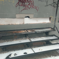 У Франківську продовбали діру в історичному будинку. ФОТО