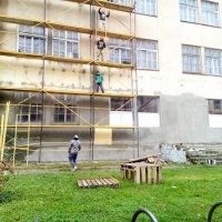 Стару друкарню вже переобладнують під супермаркет "Вопак" - фото