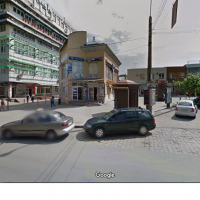 У центрі Франківська дах адмінбудівлі пропонують в оренду для встановлення сонячної електростанції 