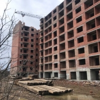 Квітень 2018