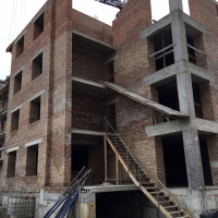 квітень 2018