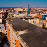 Квітень 2021