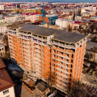 Квітень 2021